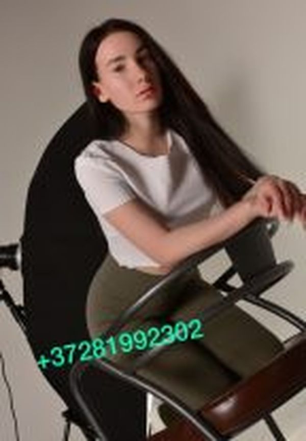 MOMOUMA7 Escort Debrecen